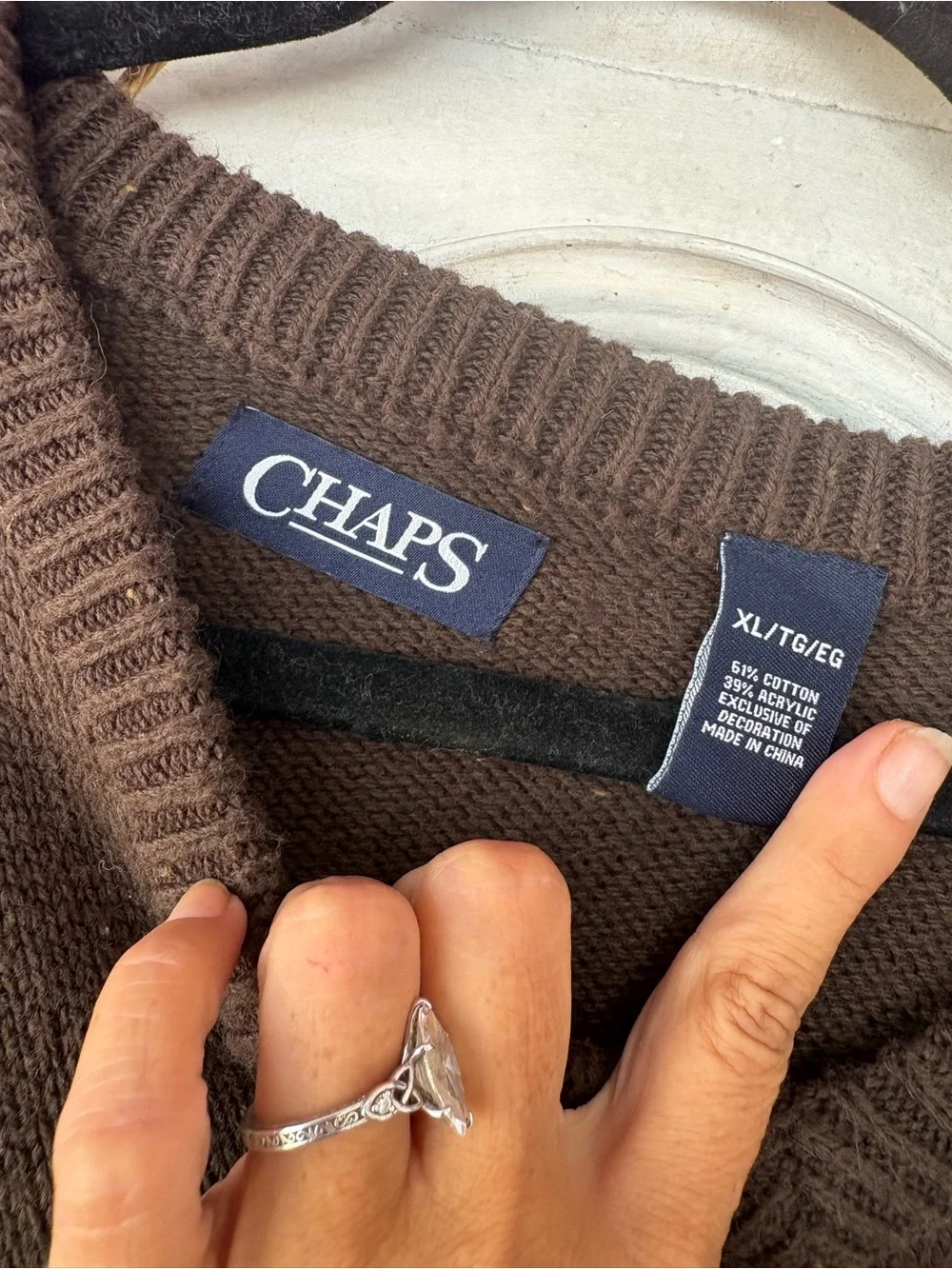 Chaps Men's V-Neck Sweater in Chocolate Brown